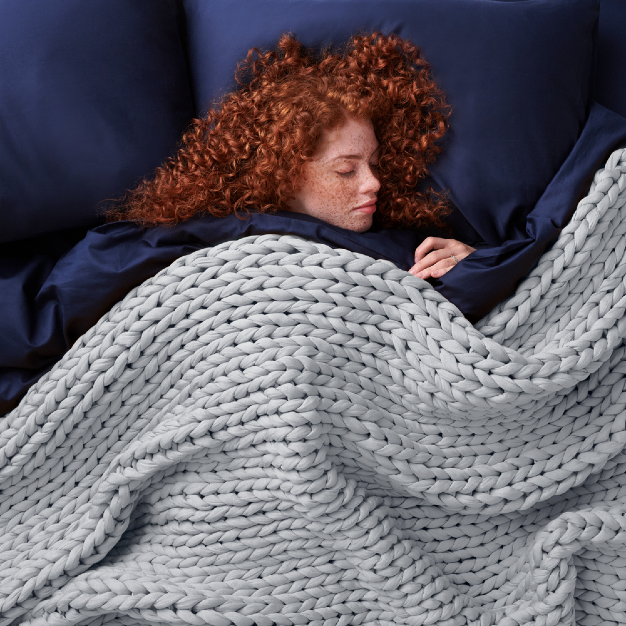 women sleeping with bearaby velvet napper